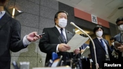 Ճապոնիայի պաշտպանության նախարար Յասուկազու Համադան հայտնում է հյուսիսկորեական հրթիռային փորձարկման մասին, Տոկիո: 