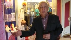 "Әкият" курчак театры режиссеры: "Түбәнрәк дәрәҗәле түрәләр урыс телле тамашаларга өстенлек бирә"