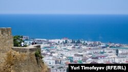 До сих пор дагестанцы обсуждают скандальную историю выборов мэра второго по величине города республики Дербента в октябре 2009 года