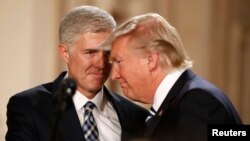 قاضی نیل گورسیچ نامزد پیشنهادی دونالد ترامپ برای دیوان عالی آمریکا.