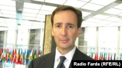 آلن ایر، سخنگوی فارسی‌زبان وزارت امور خارجه آمریکا.