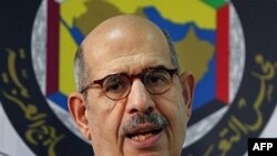 محمد البرادعی مدیر کل آژانس بین المللی انرژی اتمی، روز چهارشنبه گزارش خود را درباره میزان همکاری ایران با خواست های شورای امنیت سازمان ملل متحد ارایه داد