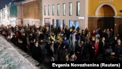 Каршылык чарасында катнашучылар, Мәскәү, 2 февраль киче