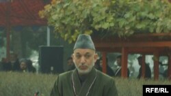 Курман айт майрамында Ооганстандын президенти Хамид Карзай талиптерди кайрадан элдешүүгө чакырды.