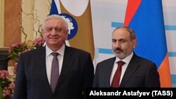 Միխայիլ Մյասնիկովիչ, Նիկոլ Փաշինյան, արխիվ