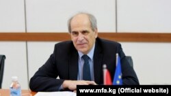 Евробиримдиктин Борбор Азия боюнча атайын өкүлү Петер Буриан.