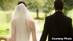 Ўзбекистонда бир пайтнинг ўзида иккита никоҳда бўлиш қонунан тақиқланган.