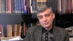 Vurğun Əyyub: "yataqxana həmişə problem olub..."