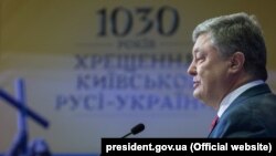 Президент України Петро Порошенко виступає під час VII Національного молитовного сніданку України. Київ, 31 травня 2018 року