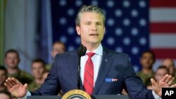 وزیر دفاع ایالات متحده خطاب به ایران گفت: شما به خوبی می‌دانید که ارتش ایالات متحده چه توانایی‌هایی دارد