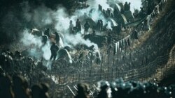 Мігранты непадалёк ад памежнага пераходу «Брузгі» — «Кузьніца»