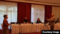 Жогорку соттун судьялары тренингге катышууда.