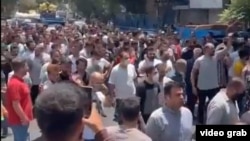 Ирандагы нааразылыктардын бири. Иллюстрациялык сүрөт.