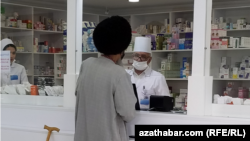 Аптека. Туркменистан. (Фото из архива) 