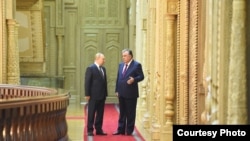 Орус президенти Владимир Путин менен Тажикстандын президенти Эмомали Рахмон. 28-июнь, 2022-жыл. 