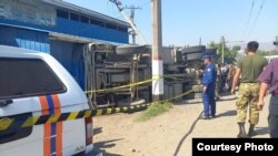 Ооодарылып кеткен HOWO үлгүсүндөгү оор жүк ташуучу унаа. 24-июнь, 2022 Ош. 