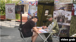 Зараз у Росії труднощі з поповненням резервів військ, там думають, як це зробити без оголошення мобілізації