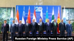 Министры иностранных дел Шанхайской организации сотрудничества в Душанбе.