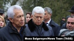 Владимир Васильев (слева). Архивное фото