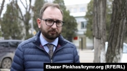 Uquq qoruyıcı ve advokat Nikolay Polozov