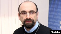 Нарек Артунян