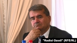 Қудратулло Ҳикматов тақрибан даҳ сол боз раҳбарии Иттиҳоди оҳангсозонро бар уҳда дошт