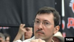 А новости? Новости есть, пожалуйста: Чечню посетили «Я русский»-е националисты Демушкин и Белов (на фото), и им там очень понравилось