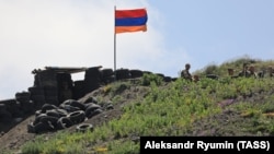 Боевой опорный пункт ВС Армении на границе с Азербайджаном (архив)