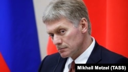 Як заявив речник російського президента Дмитро Пєсков, санкції – це «двосічна зброя», яка не приносить нікому користі