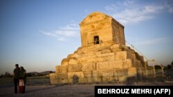  عکس از آرشیو