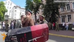 Сотні Майдану пікетують Держприкордонслужбу