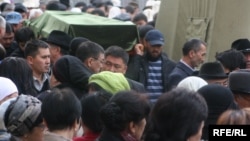 Садыркуловду акыркы сапарга узатуу, 12-апрель, 2009-жыл