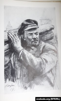 «На суботніку». Рэпрадукцыя з малюнка савецкага мастака Дзьмітрыя Налбандзяна