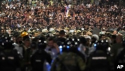 Массовые протесты в Сербии
