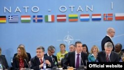 NATOнинг бу йилги саммитига 60 та давлат раҳбари таклиф қилинган эди.