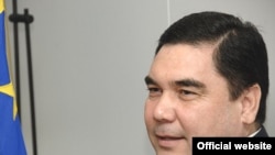 Türkmen prezidenti Gurbanguly Berdimuhamedow ýurtda eksport üçin ýeterlik derejede tebigy gaz rezerwleriniň bardygyny aýtdy.