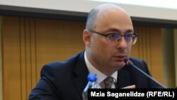 В оппозиции посчитали, что откровения попавшего в опалу чиновника требуют скорейшего расследования