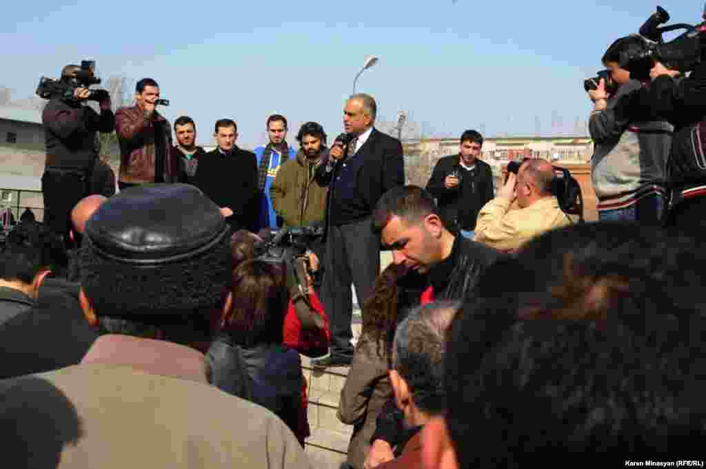Armenia -- Opposition leader Raffi Hovhannisian holds meetings with supporters in regional towns, 26Feb2013
