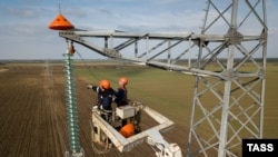 Qırımda energetika Rusiye arbiy logistikasını temin ete, dep tüşüne Ukrayina Silâlı quvetleri (nümüneviy fotoresim)