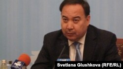 Қазақстанның сыртқы істер министрі Ержан Қазыханов. Астана, 15 қараша 2011 жыл.