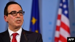 استیون منوچین، وزیر خزانه‌داری آمریکا