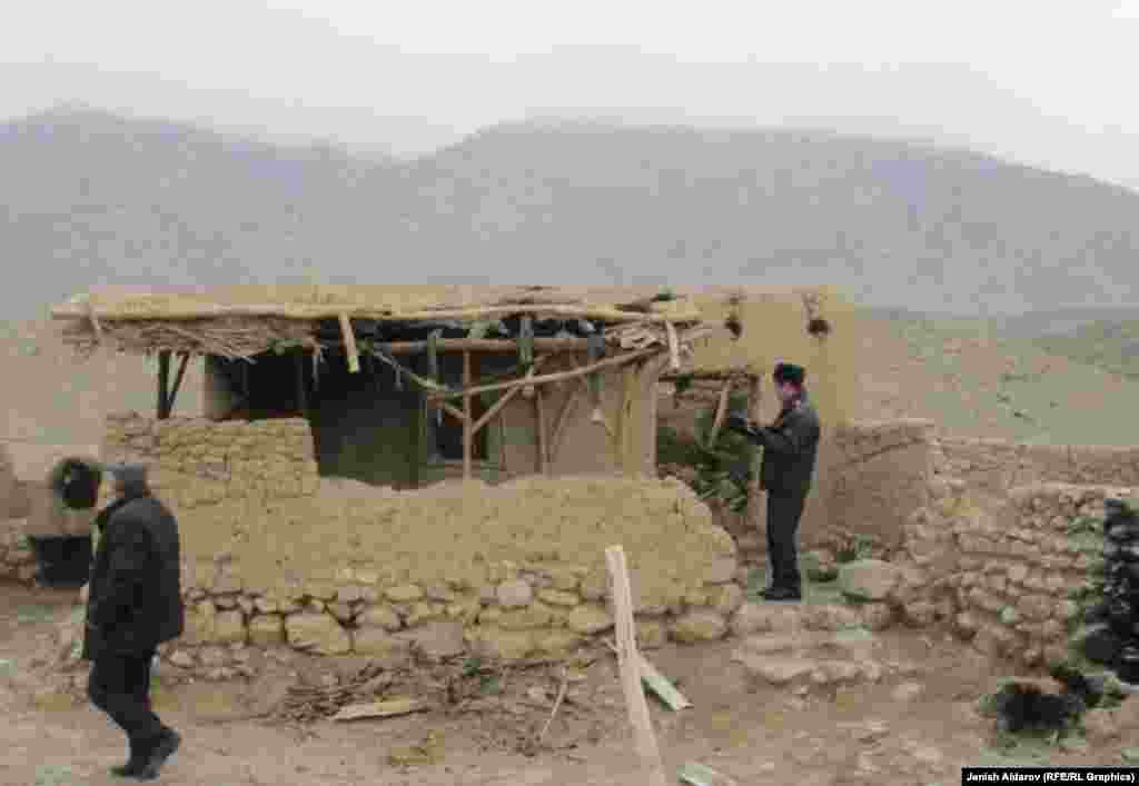 Учурда Баткен РИИБи атайын өрттөө фактысы боюнча кылмыш иши козгоп, тергөө иштерин жүргүзүүдө.