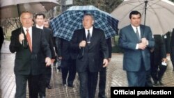 Президенты Узбекистана, Казахстана и Таджикистана (слева направо): Ислам Каримов, Нурсултан Назарбаев и Эмомали Рахмон. Архивное фото