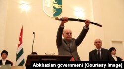 Церемония инаугурации Аслана Бжания (архивное фото)