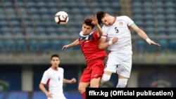 Рақобат миёни дастаҳои футболи Осиё. Акс аз бойгонӣ.