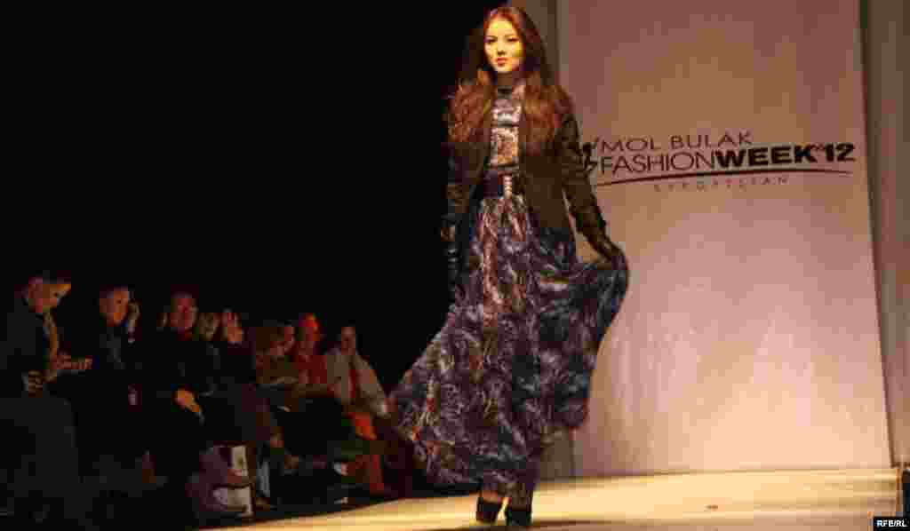 Осенняя Неделя моды-2012 #20