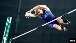  Дүйнөнүн эки жолку чемпиону, америкалык Сэм Кендрикс.