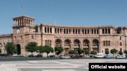 Здание правительства Армении в Ереване