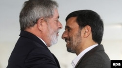 ديد و بازديدهاى ميان محمود احمدى نژاد و لوييز ايناسيو لولا دا سيلوا، رييس جمهورى برزيل، كه معمولا تنها با نام «لولا» از او ياد مى شود، سخت پرسش بر انگيز به نظر مى رسد.