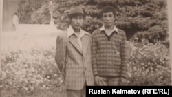 Слева направо: Аскаралы и Орозалы Кочкоровы.